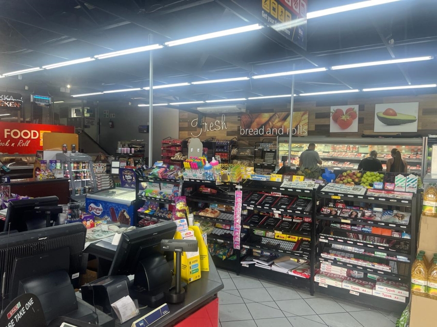 Commercial Property for Sale in Cambridge West Eastern Cape